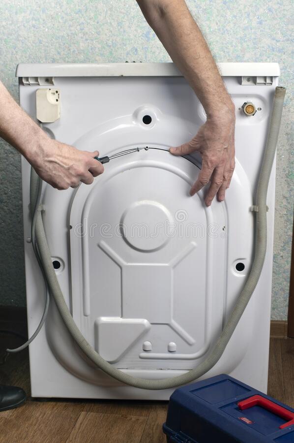 مركز صيانة أرشد جدة technician
